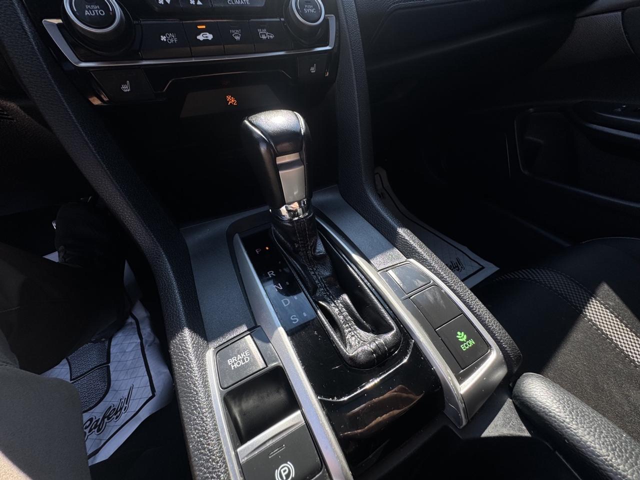 2019 Honda Civic Sport Photo