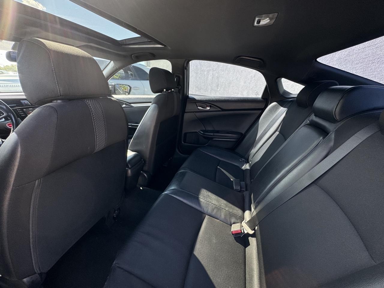 2019 Honda Civic Sport Photo