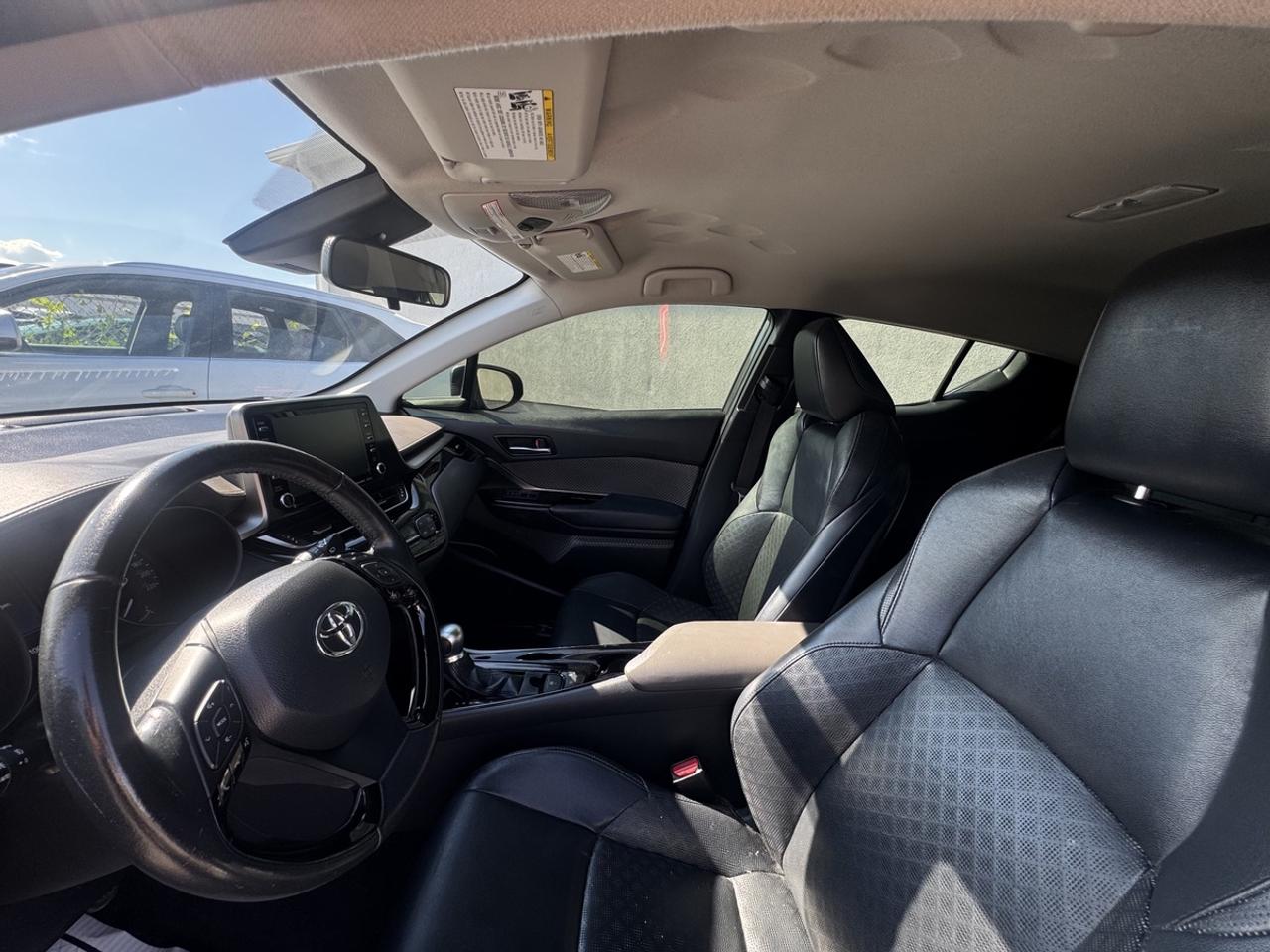 2021 Toyota C-HR Limited Photo