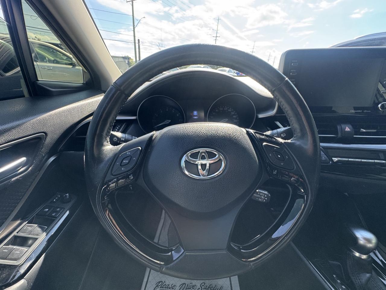 2021 Toyota C-HR Limited Photo