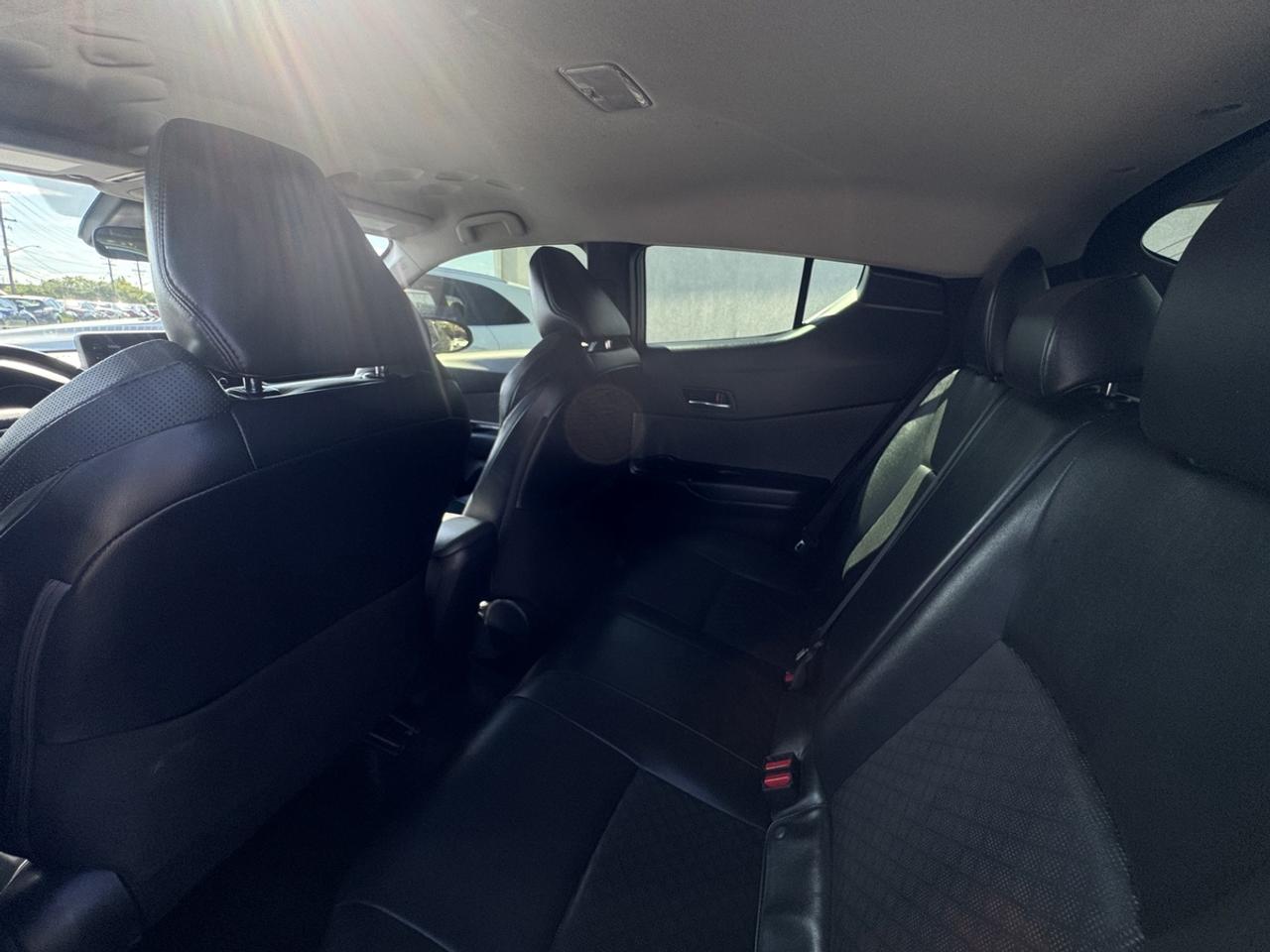 2021 Toyota C-HR Limited Photo