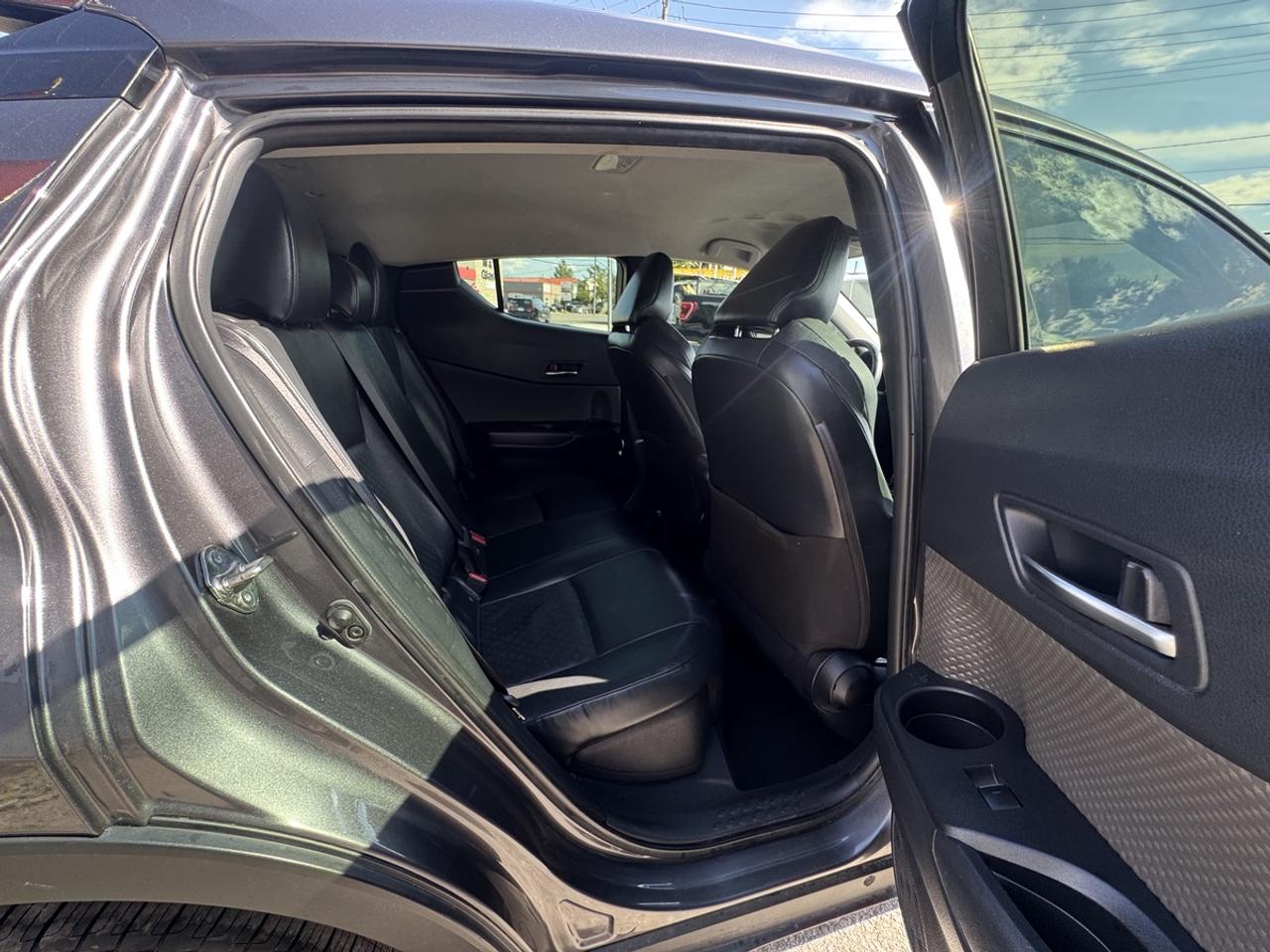 2021 Toyota C-HR Limited Photo