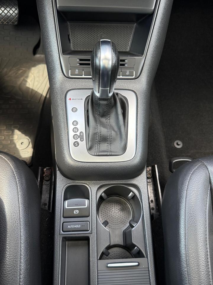 2011 Volkswagen Tiguan Highline Photo