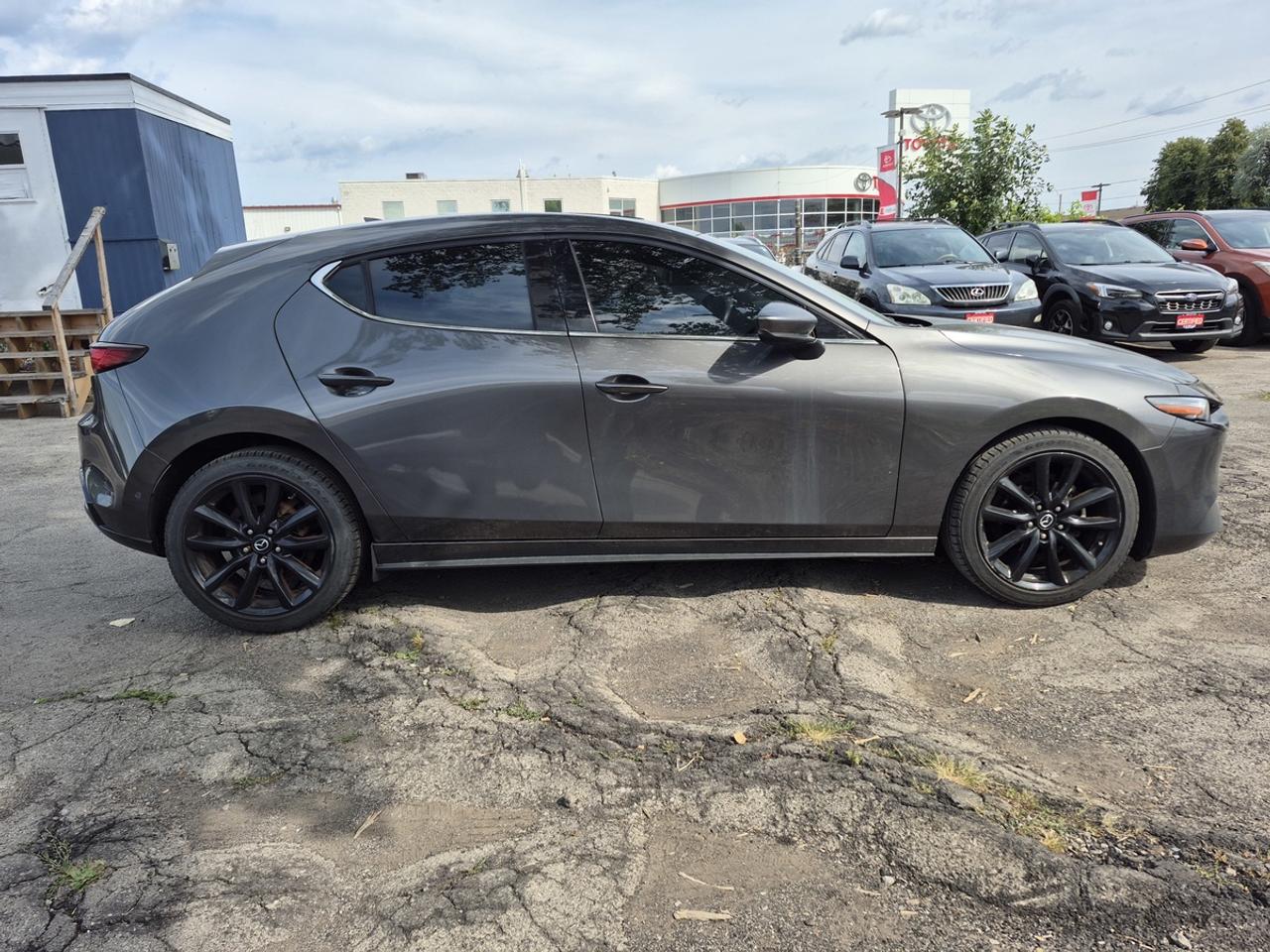 2019 Mazda MAZDA3 GT Photo3