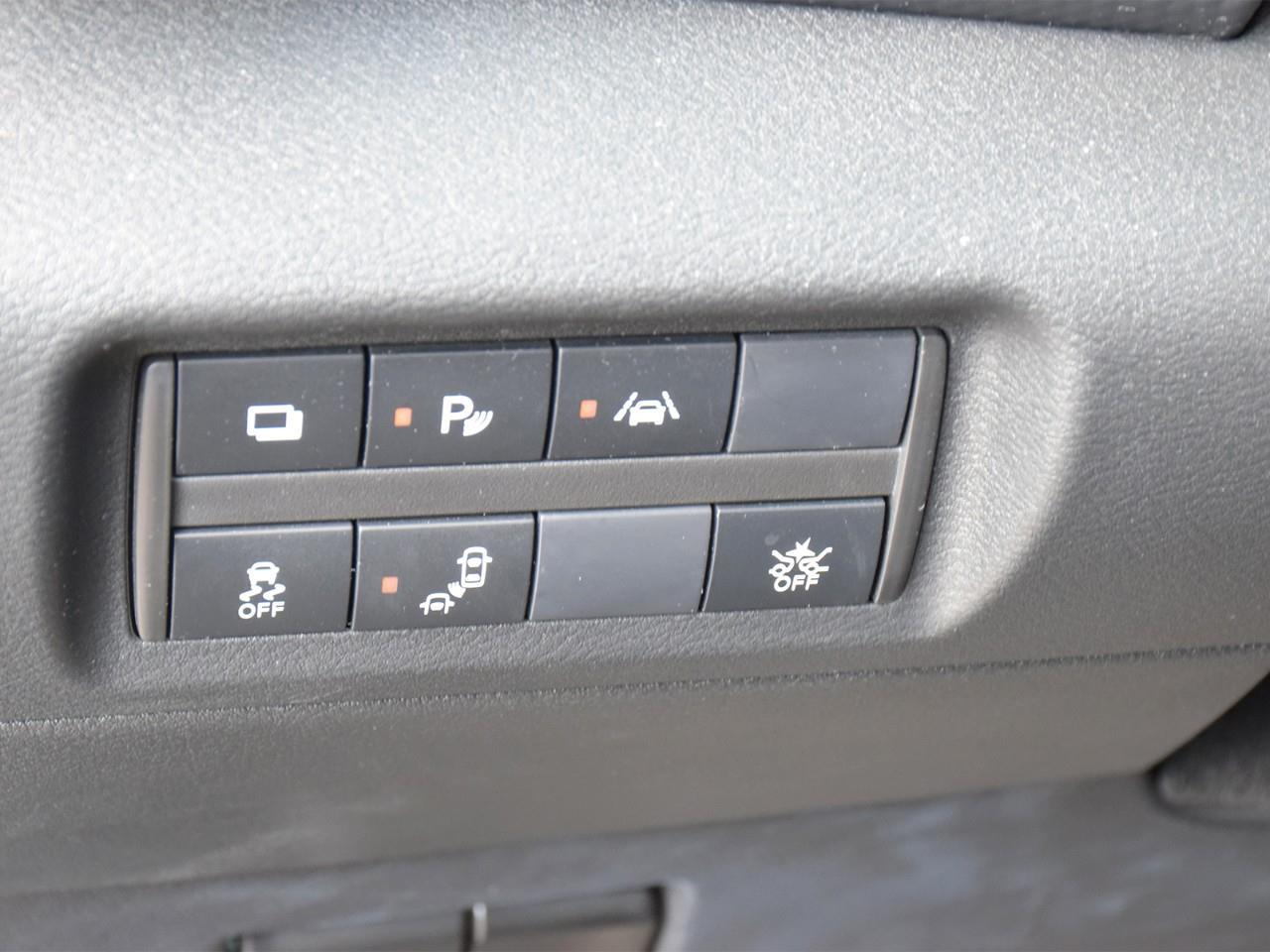 2024 Nissan Kicks S 4dr Front-Wheel Drive Photo