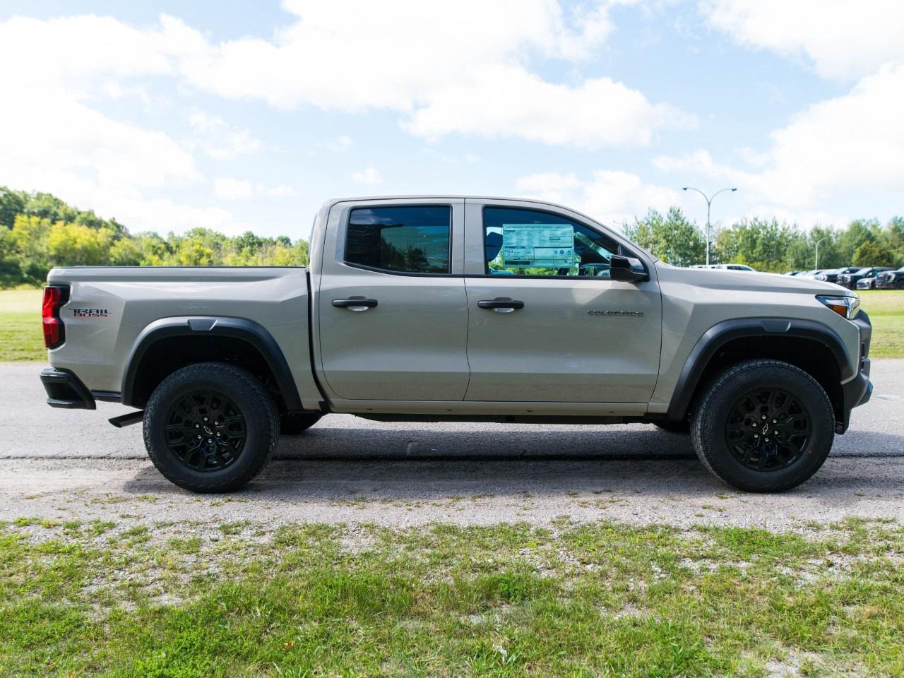 2026 Chevrolet Colorado Crew Cab Short Box 4-Wheel Drive Trail Boss Photo
