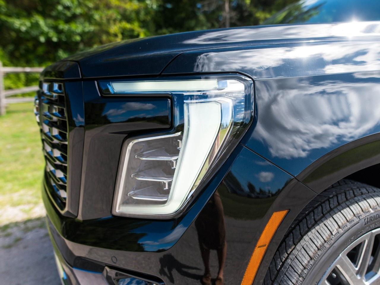 2026 GMC Yukon XL 4WD 4DR DENALI ULTIMATE Photo