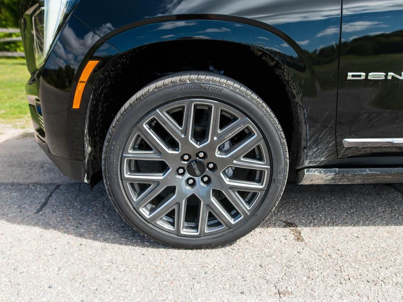 2026 GMC Yukon XL 4WD 4DR DENALI ULTIMATE Photo