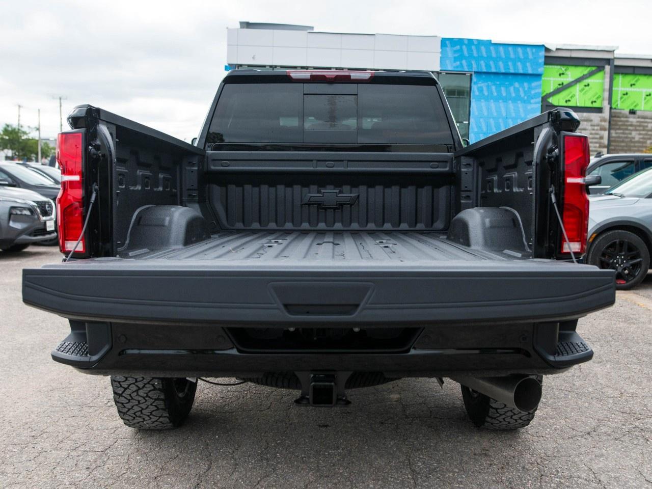 2026 Chevrolet SILVERADO 2500HD 4WD Crew Cab Standard Box LT Photo