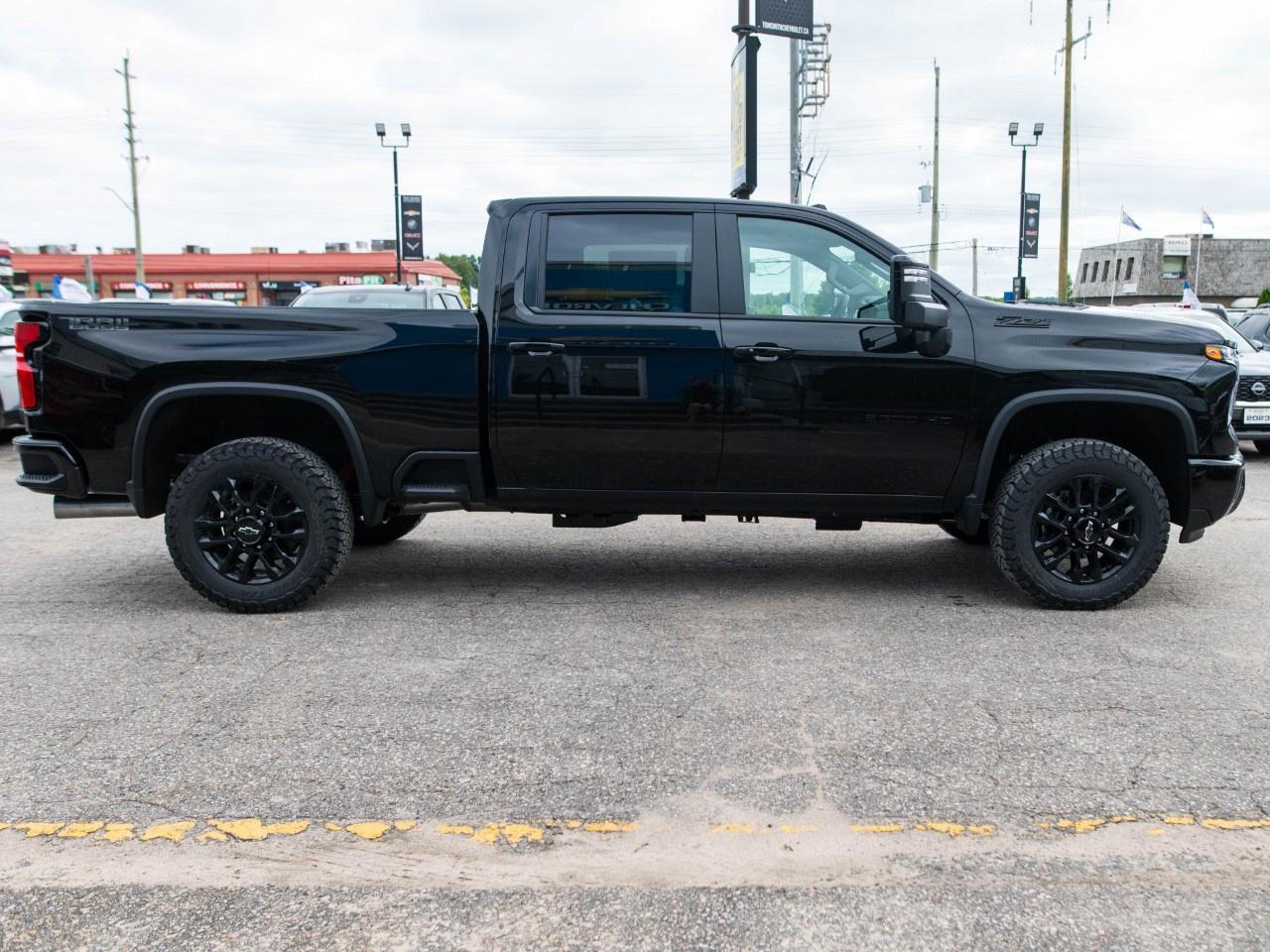 2026 Chevrolet SILVERADO 2500HD 4WD Crew Cab Standard Box LT Photo