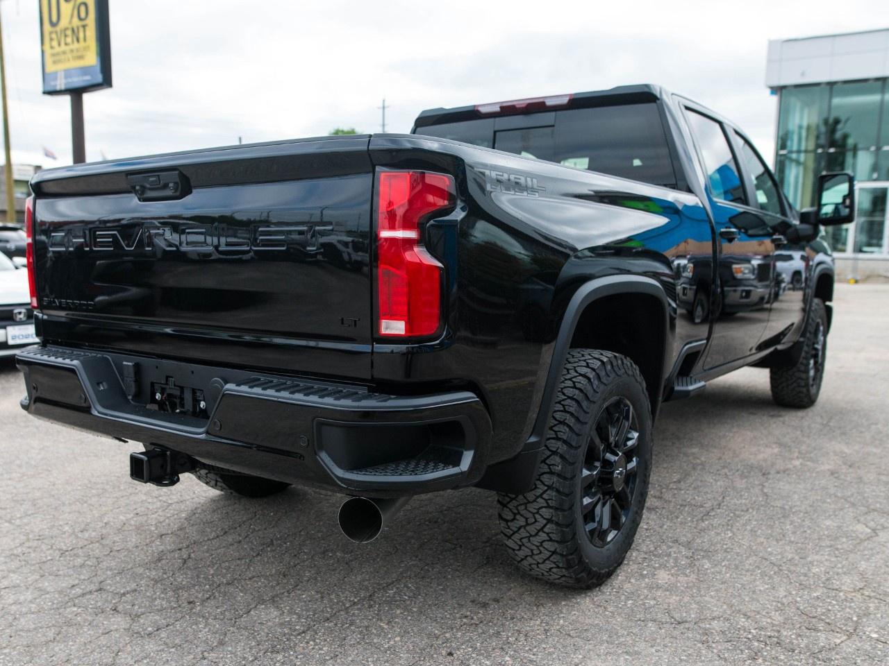 2026 Chevrolet SILVERADO 2500HD 4WD Crew Cab Standard Box LT Photo