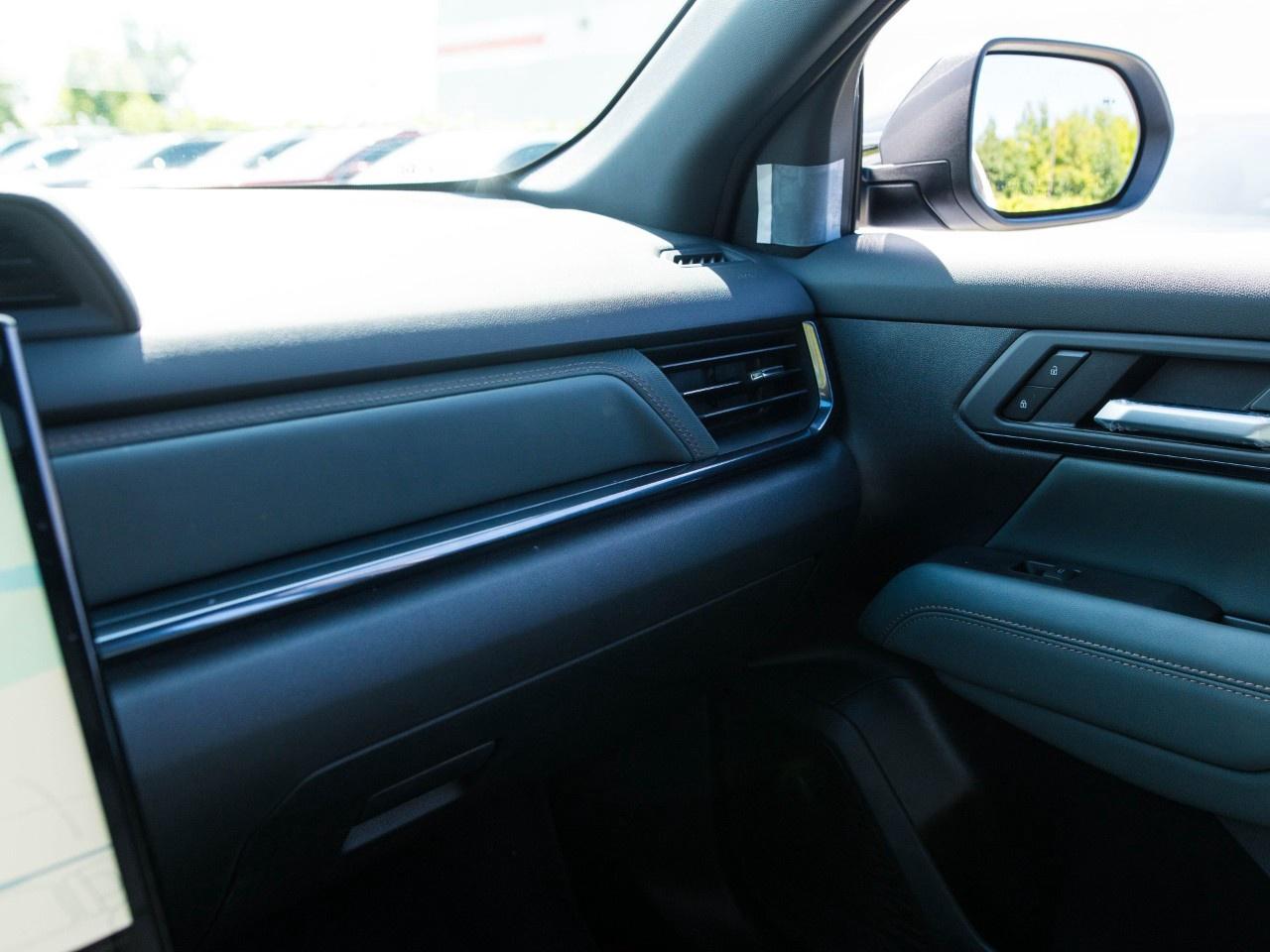 2027 GMC Terrain AWD AT4 Photo