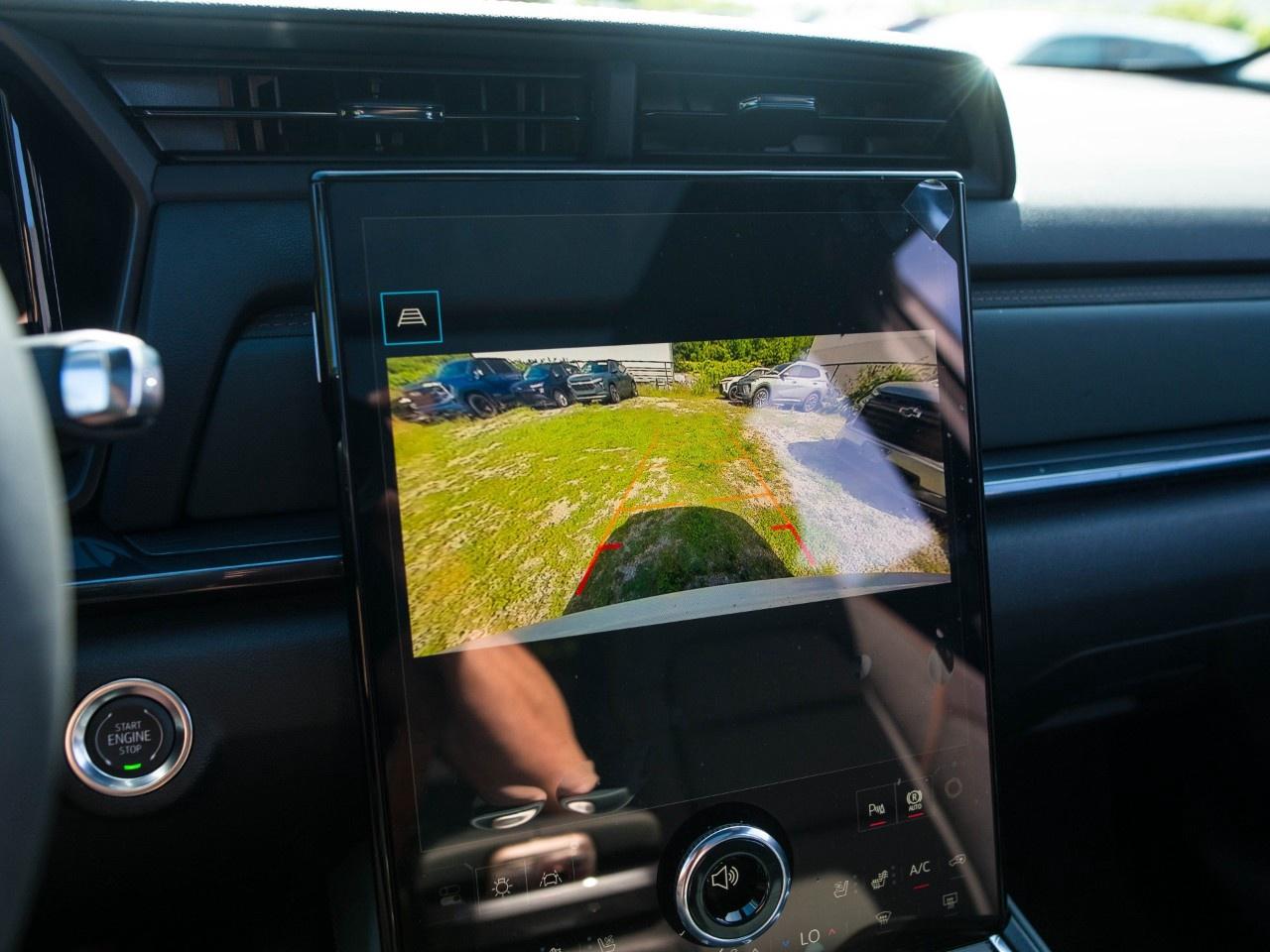 2027 GMC Terrain AWD AT4 Photo