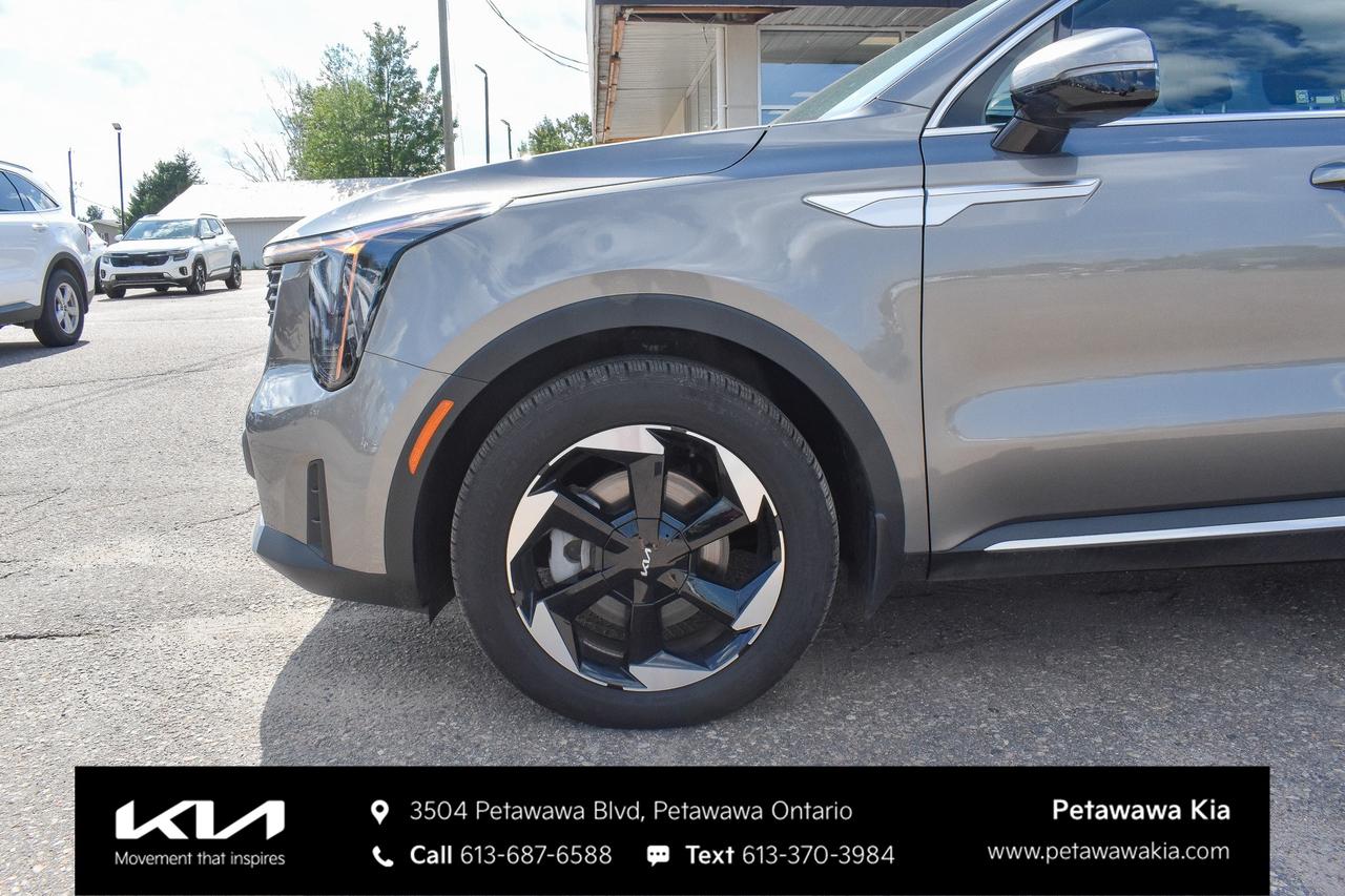 2026 Kia Sorento Plug-In Hybrid LX Sport Utility Photo2