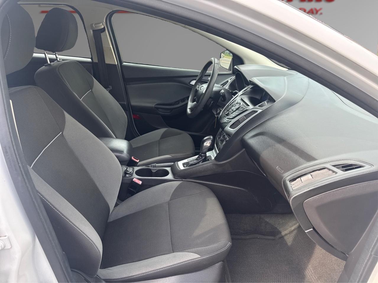 2012 Ford Focus SE Photo