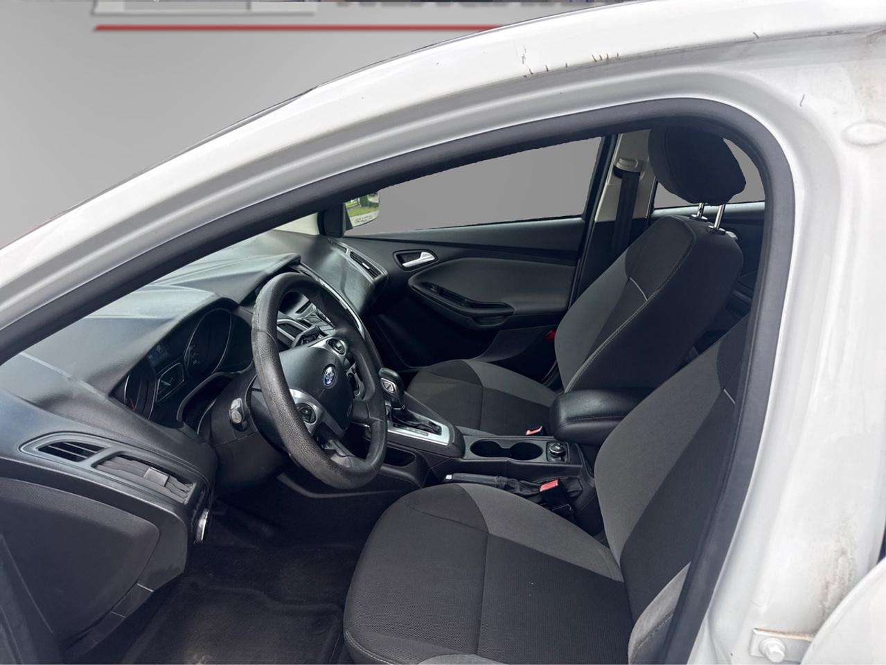 2012 Ford Focus SE Photo
