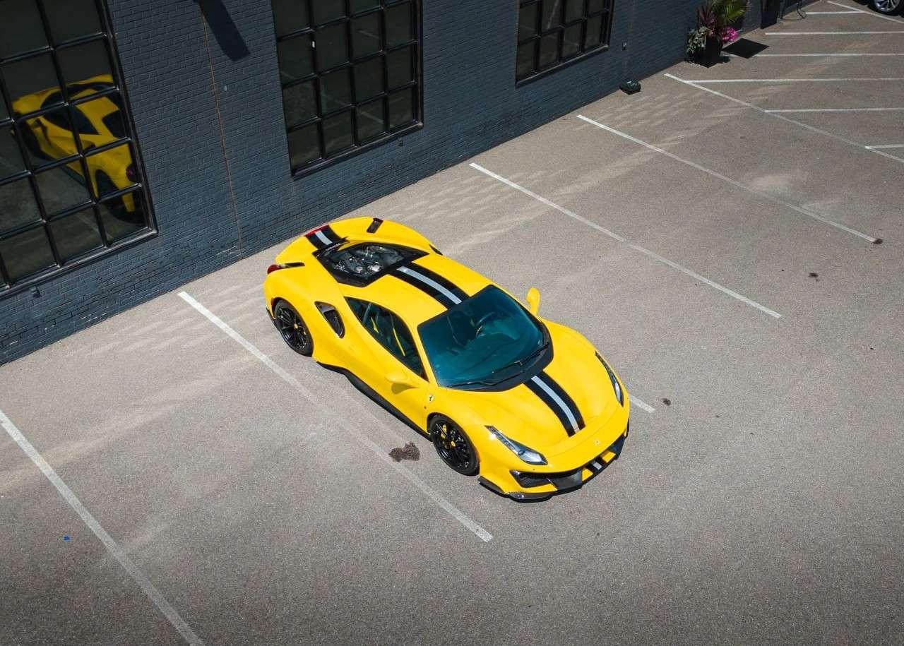 2019 Ferrari 488 Coupe Photo