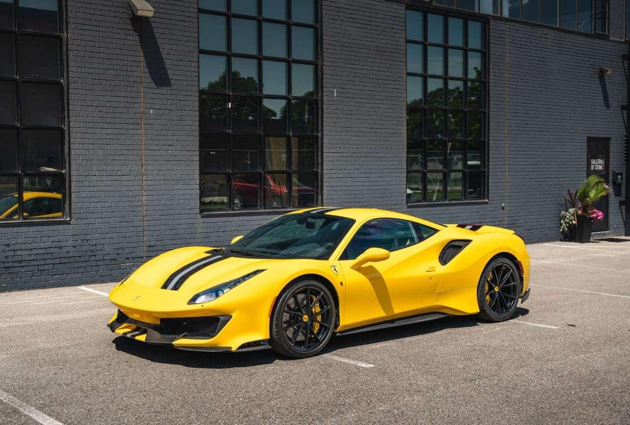 2019 Ferrari 488 Coupe Photo