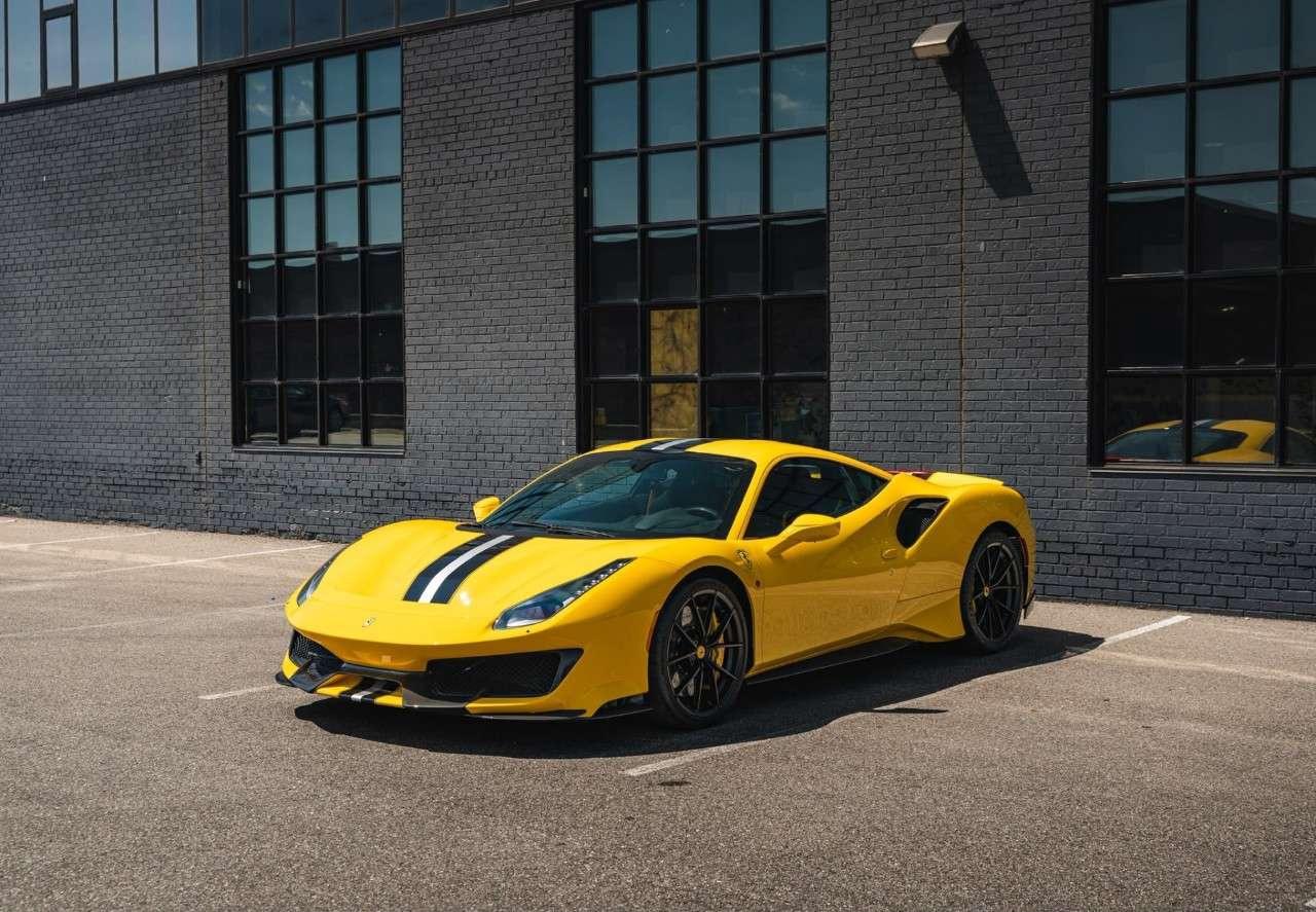 2019 Ferrari 488 Coupe Photo
