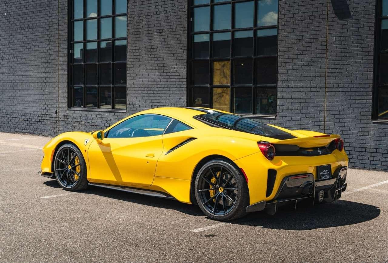 2019 Ferrari 488 Coupe Photo