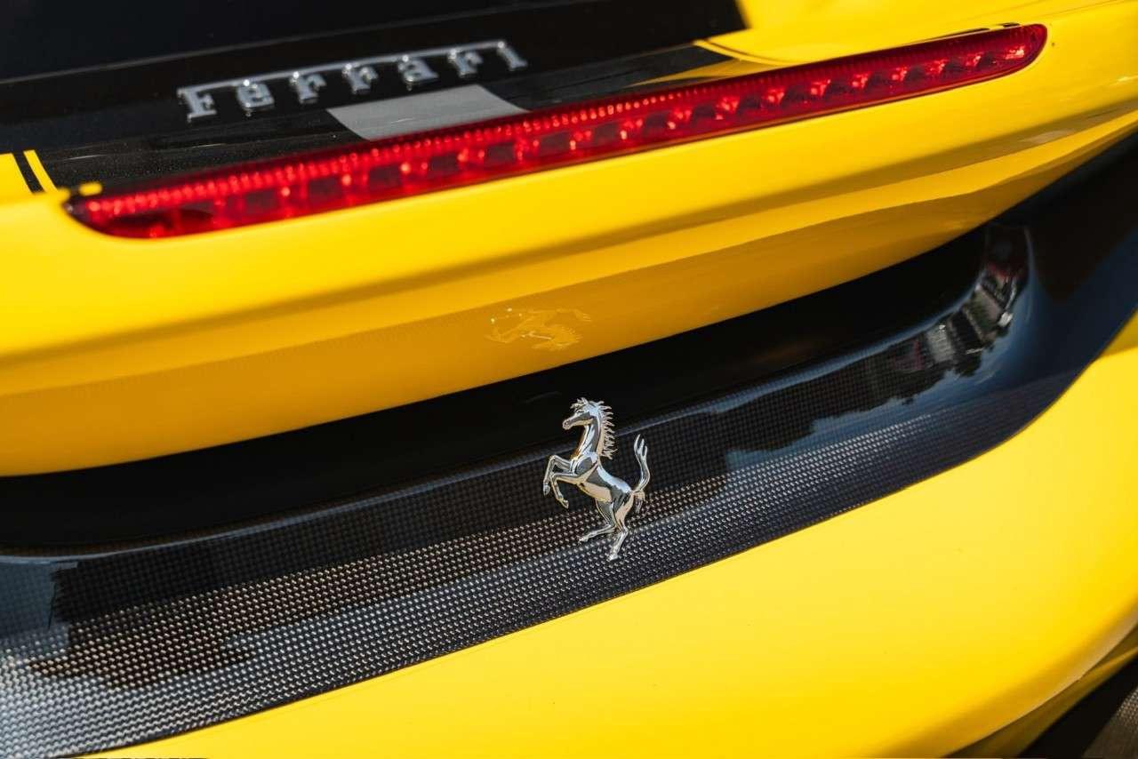 2019 Ferrari 488 Coupe Photo