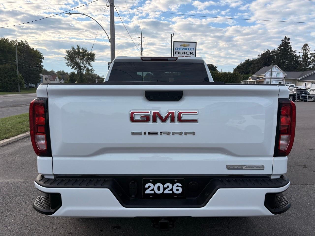 2026 GMC Sierra 1500 Crew Cab Standard Box 4-Wheel Drive Elevation Photo3