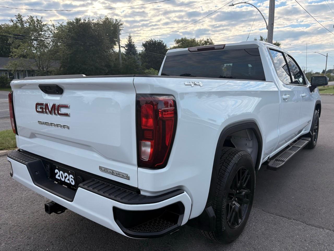 2026 GMC Sierra 1500 Crew Cab Standard Box 4-Wheel Drive Elevation Photo