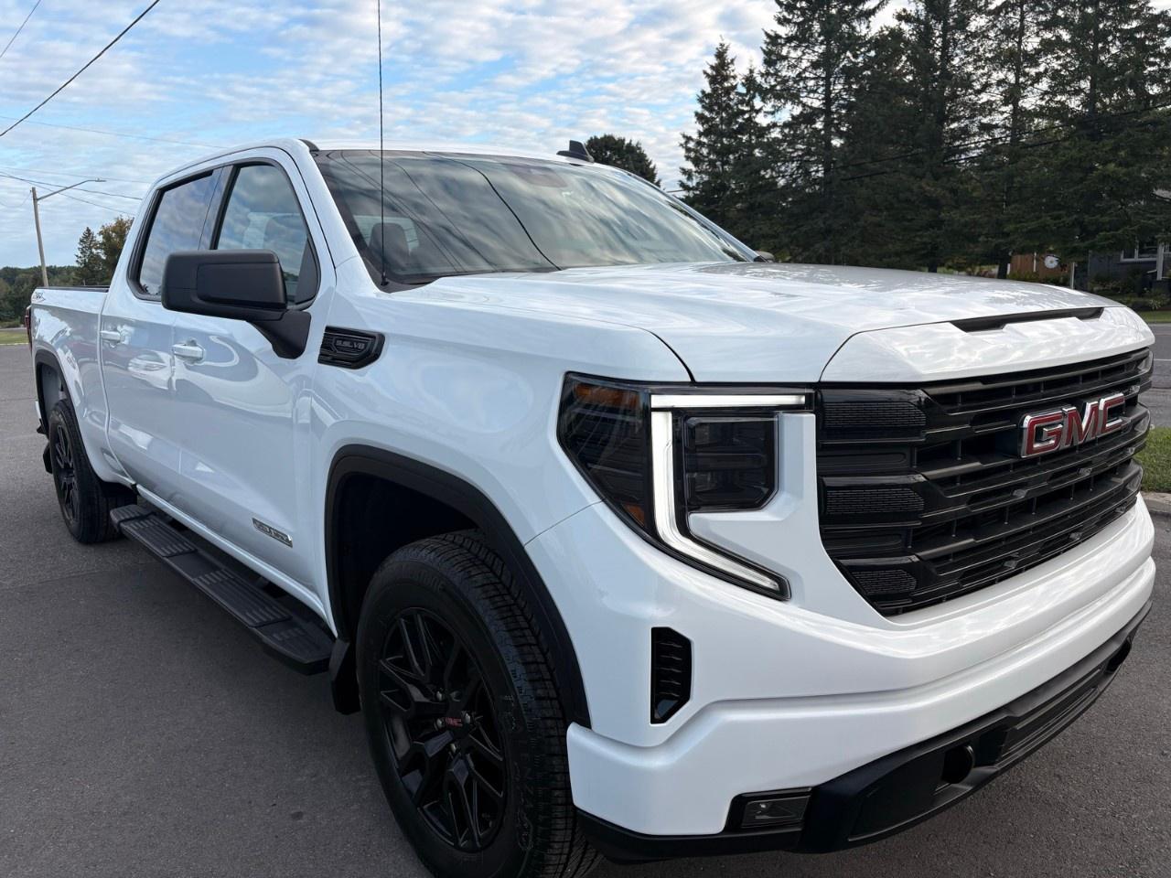 2026 GMC Sierra 1500 Crew Cab Standard Box 4-Wheel Drive Elevation Photo