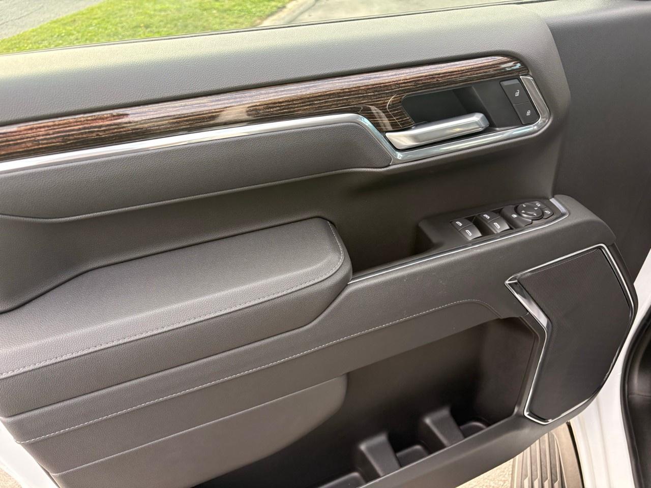 2026 GMC Sierra 1500 Crew Cab Standard Box 4-Wheel Drive Elevation Photo