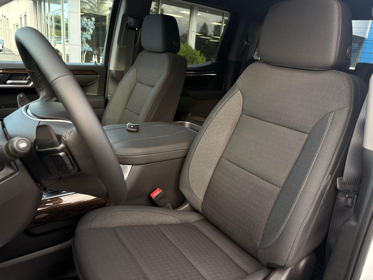 2026 GMC Sierra 1500 Crew Cab Standard Box 4-Wheel Drive Elevation Photo