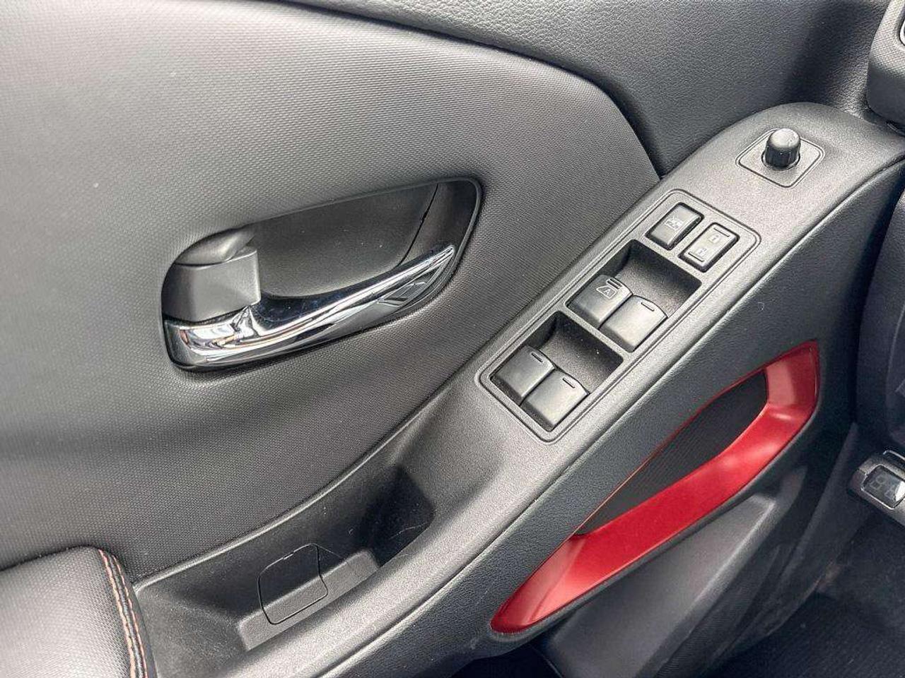 2023 Nissan Frontier Pro-4X Photo