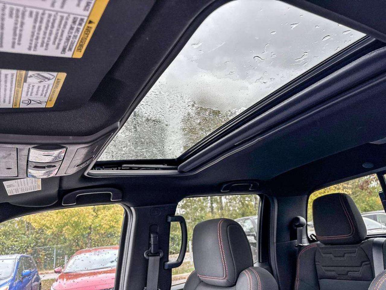 2023 Nissan Frontier Pro-4X Photo