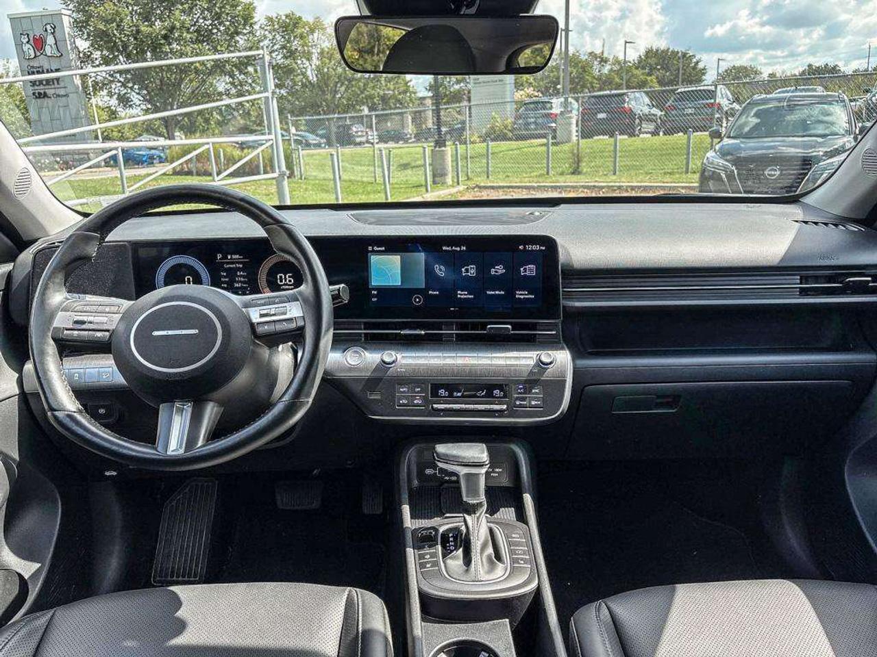 2025 Hyundai KONA Preferred Trend Package   Sunroof   Apple Car Play   Android Auto Photo