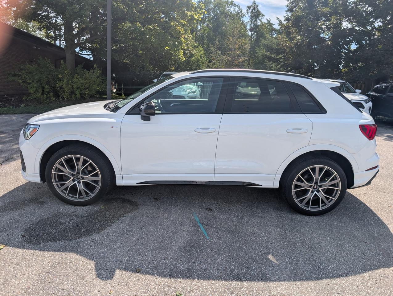 2022 Audi Q3 45 Progressiv 4dr All-Wheel Drive quattro Sport Utility Photo5