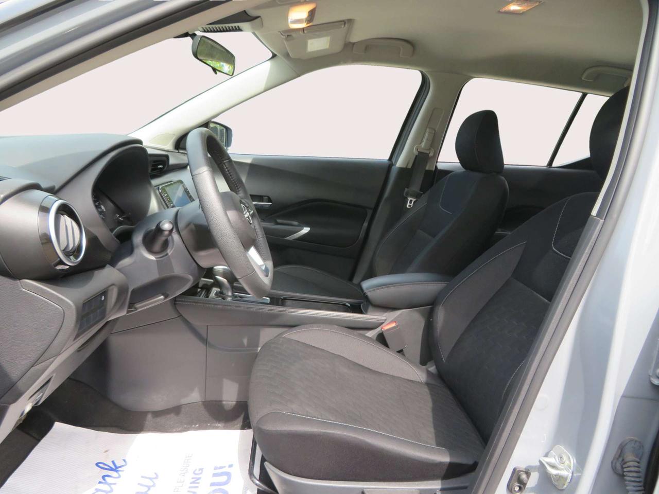 2024 Nissan Kicks SV FWD Photo