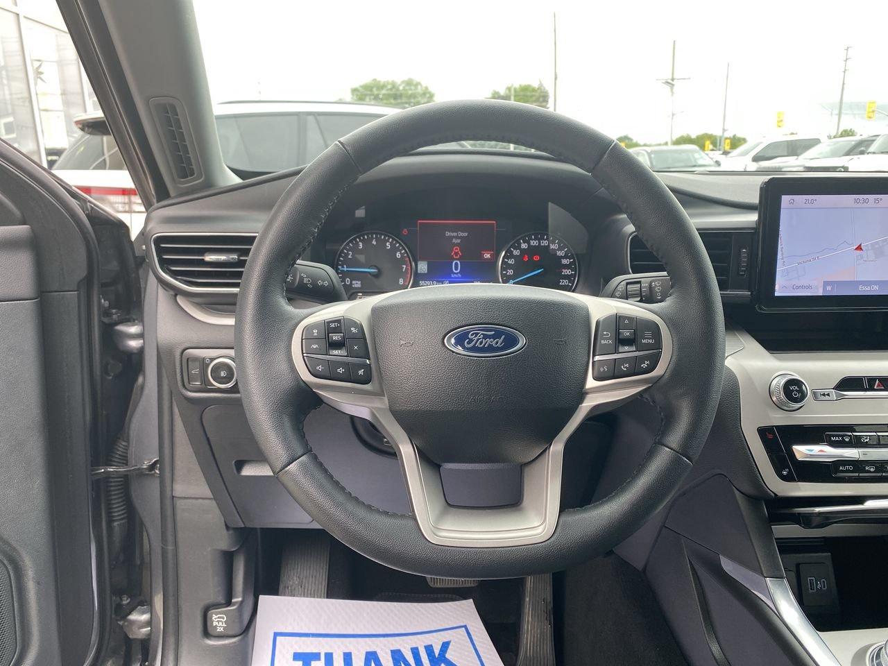 2023 Ford Explorer XLT Photo