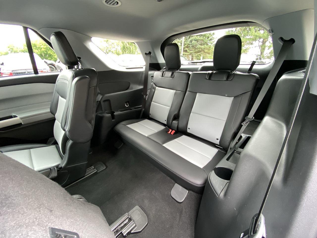 2023 Ford Explorer XLT Photo