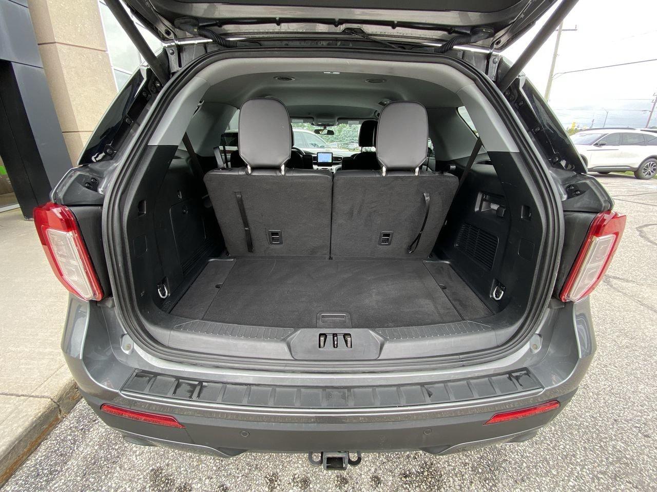 2023 Ford Explorer XLT Photo