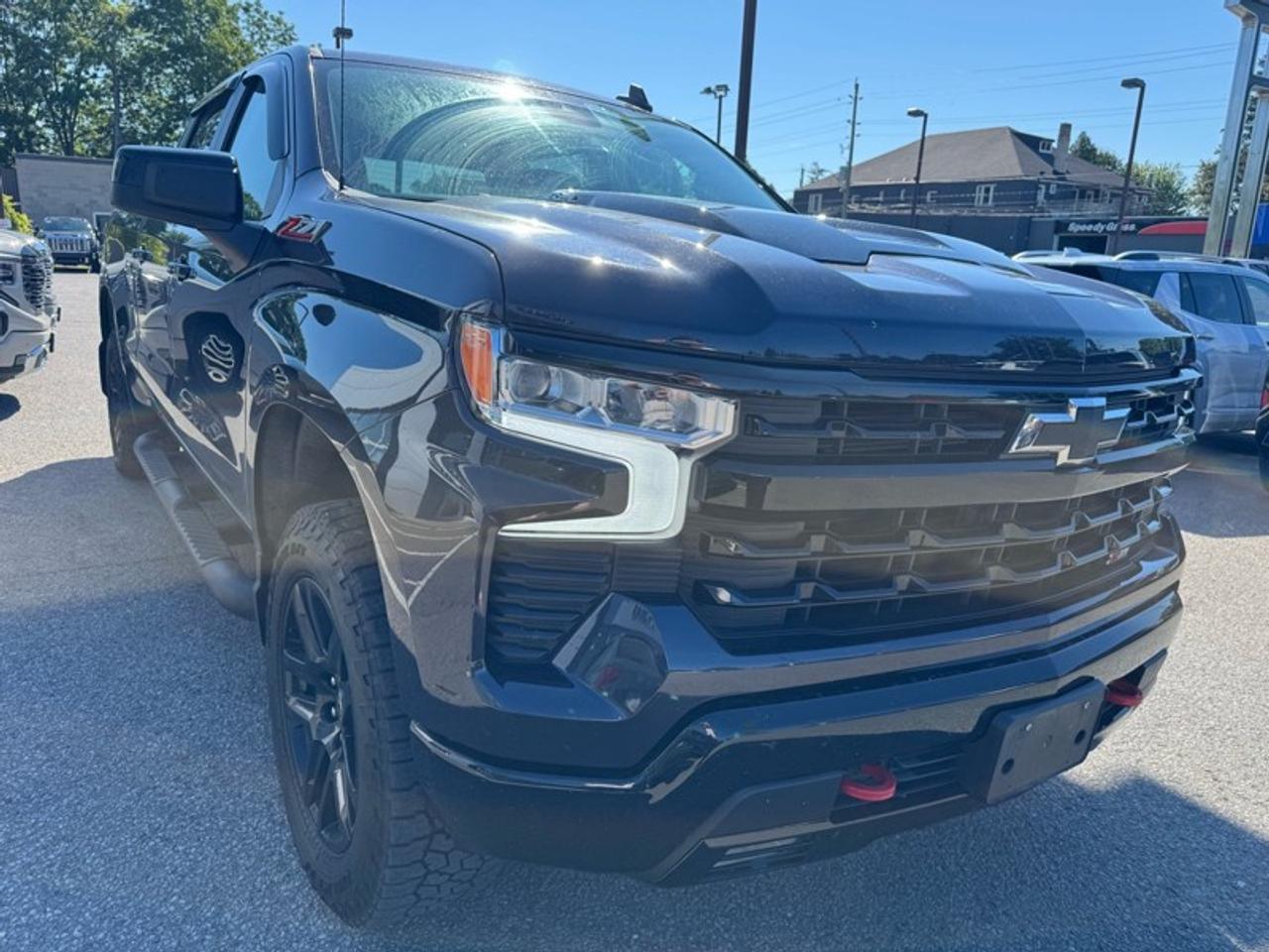 2024 Chevrolet Silverado 1500 Crew Cab Standard Box 4-Wheel Drive LT Trail Boss Photo4