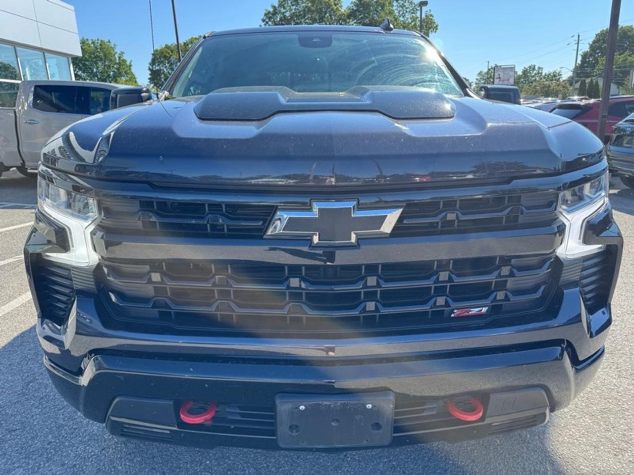2024 Chevrolet Silverado 1500 Crew Cab Standard Box 4-Wheel Drive LT Trail Boss Photo2