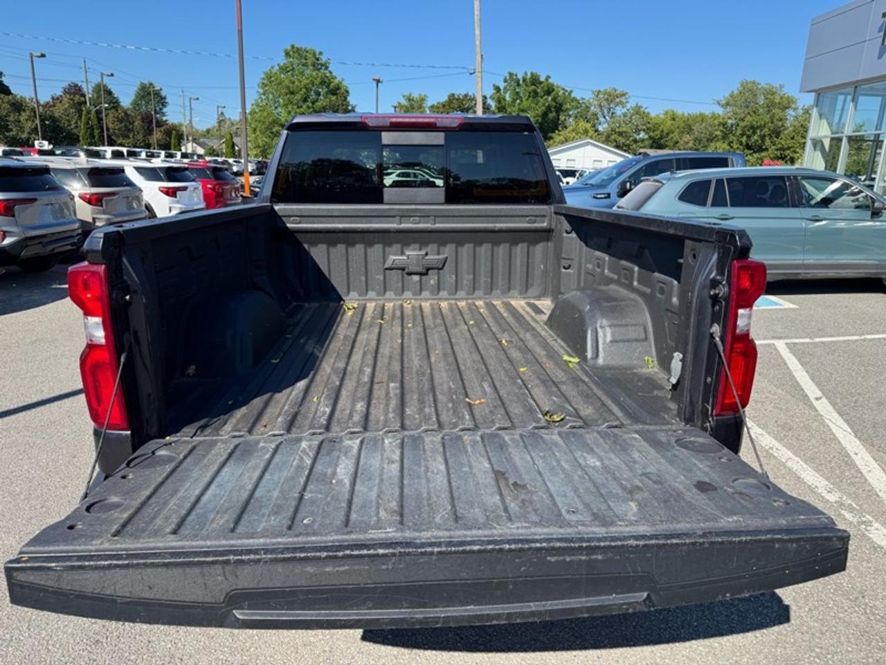 2024 Chevrolet Silverado 1500 Crew Cab Standard Box 4-Wheel Drive LT Trail Boss Photo