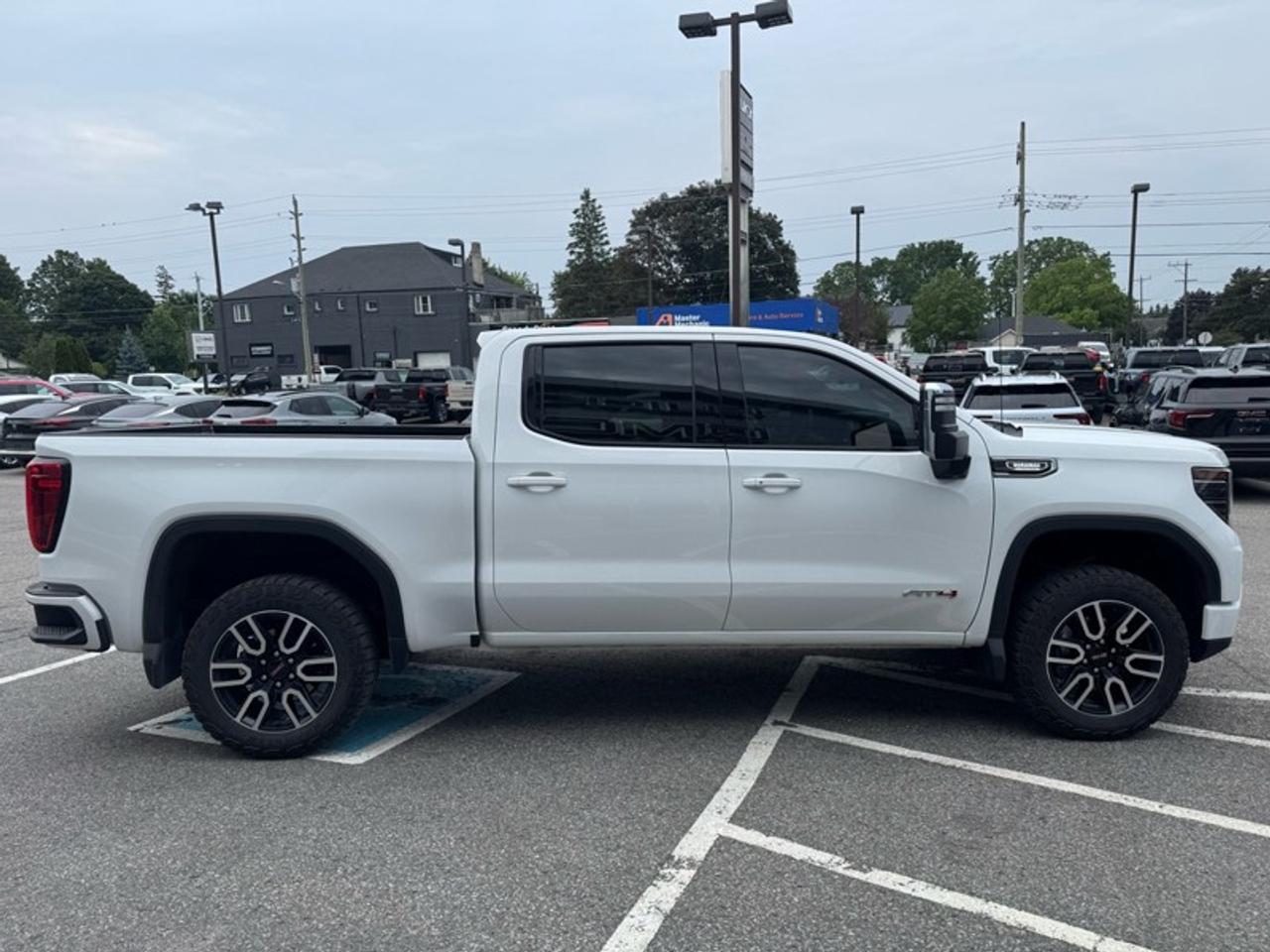 2026 GMC Sierra 1500 Crew Cab Short Box 4-Wheel Drive AT4 Photo