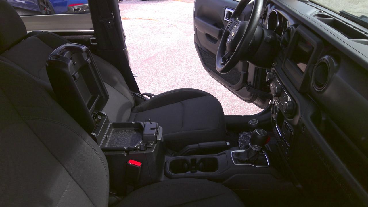 2022 Jeep Wrangler Sport 2dr 4x4 Photo