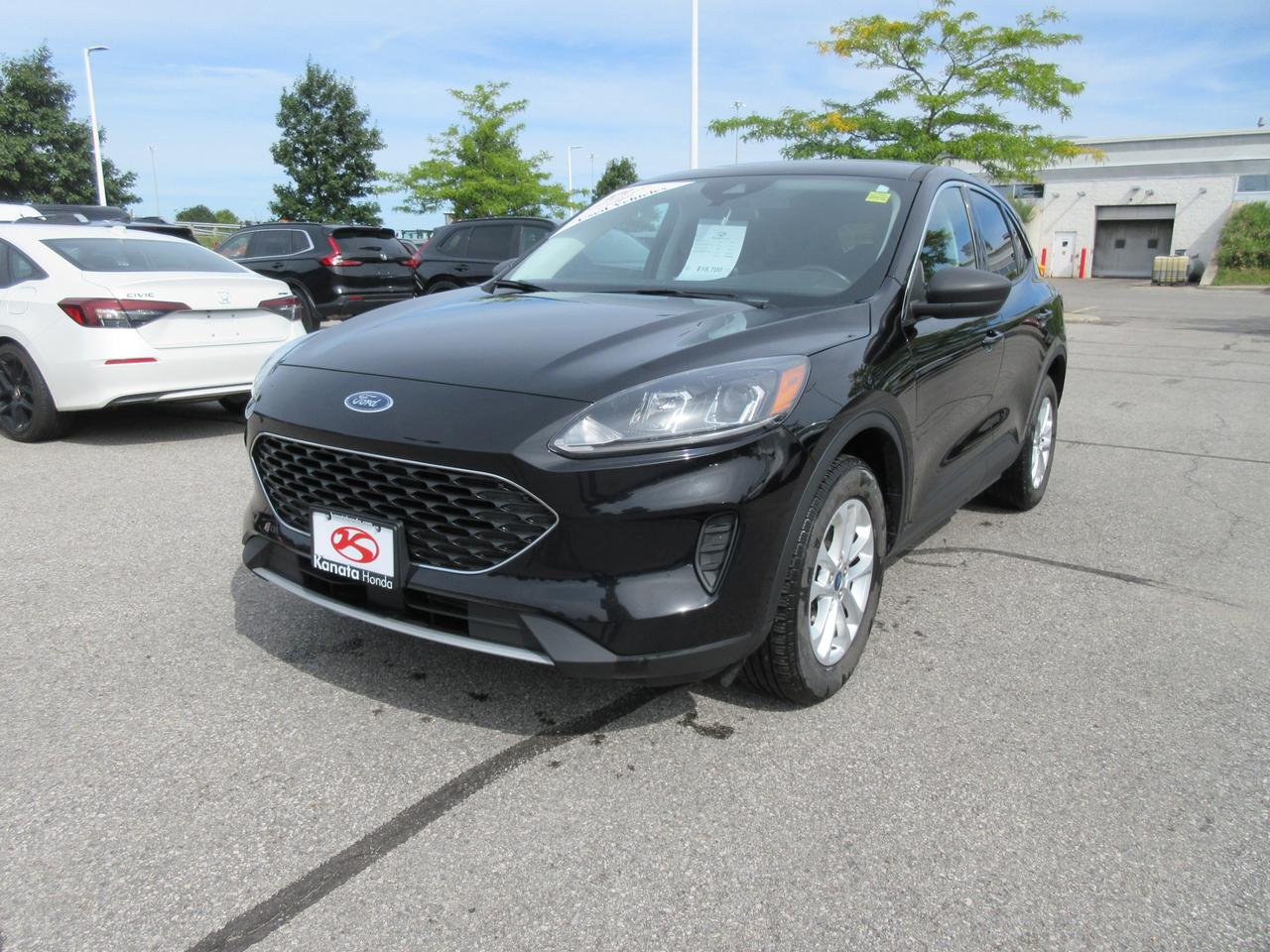 2022 Ford Escape SE 4dr All-Wheel Drive Photo0
