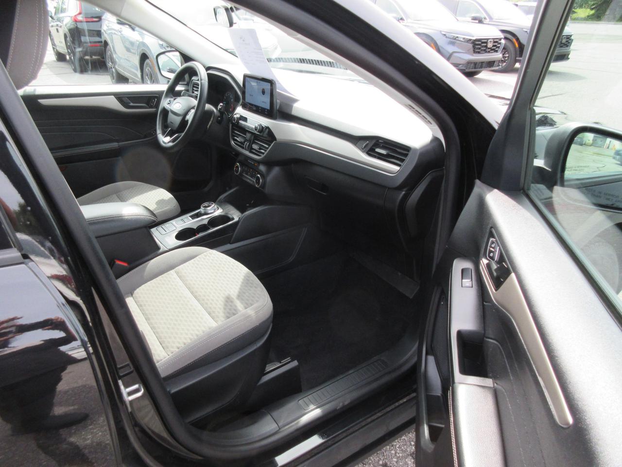 2022 Ford Escape SE 4dr All-Wheel Drive Photo