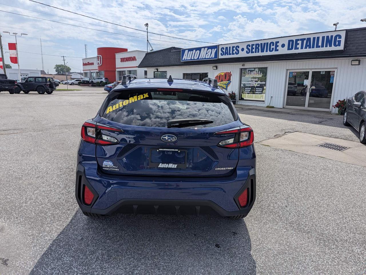 2024 Subaru Crosstrek Limited 4dr All-Wheel Drive Photo