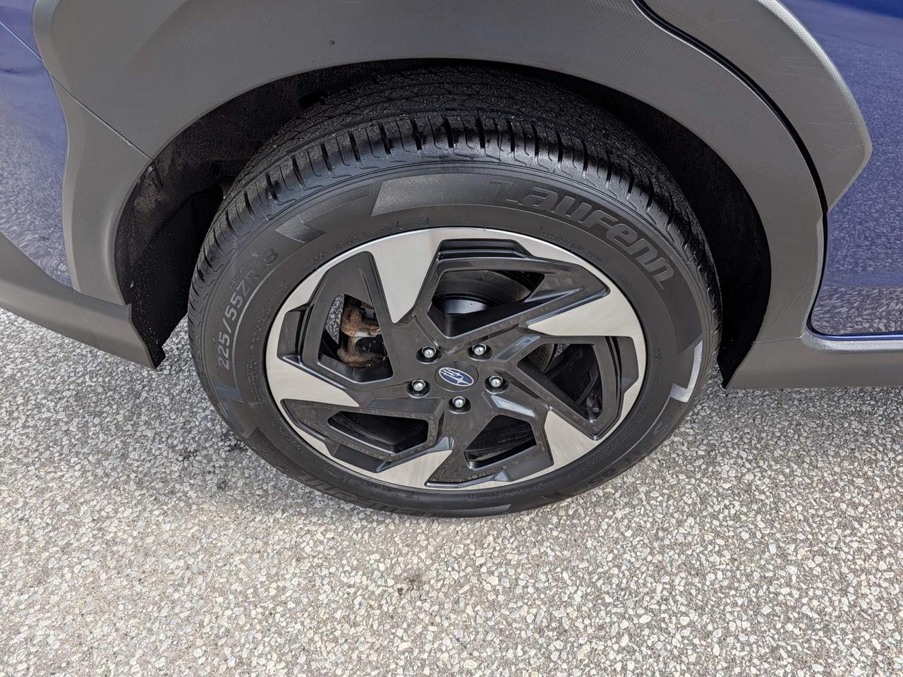 2024 Subaru Crosstrek Limited 4dr All-Wheel Drive Photo