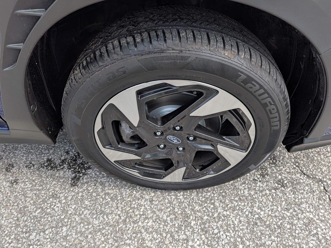 2024 Subaru Crosstrek Limited 4dr All-Wheel Drive Photo