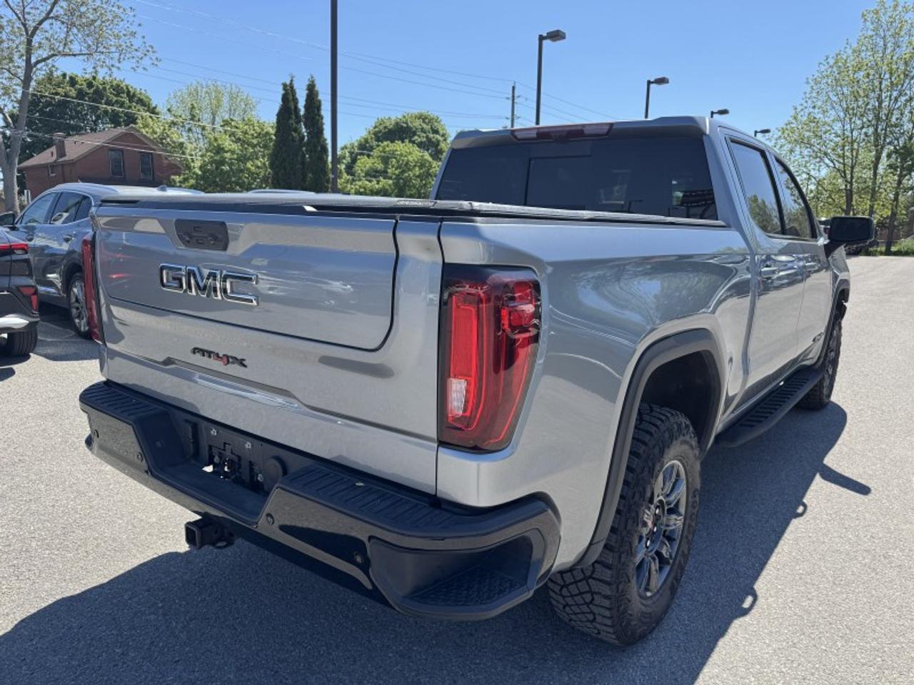 2025 GMC Sierra 1500 Crew Cab Short Box 4-Wheel Drive AT4X Photo