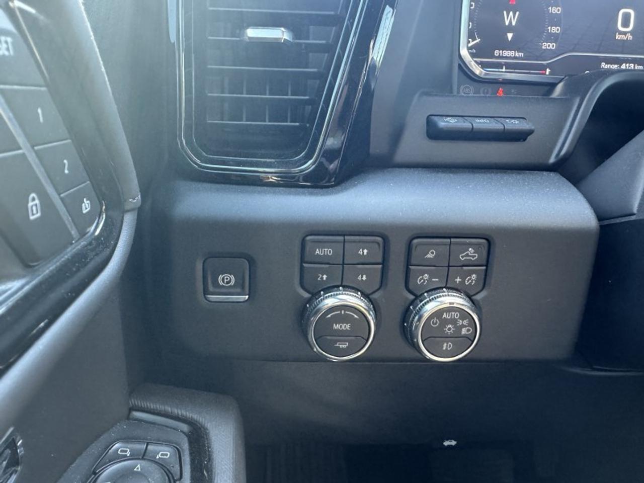 2025 GMC Sierra 1500 Crew Cab Short Box 4-Wheel Drive AT4X Photo